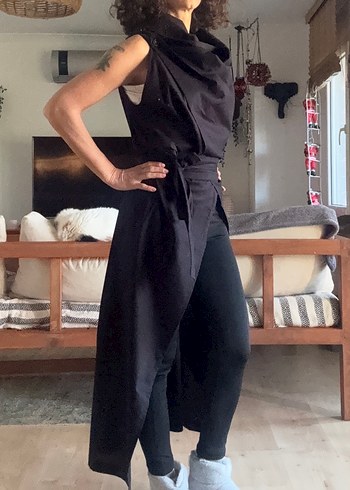 Siyah Drapeli Kadın Şık Tasarım Tunik - Görsel 5