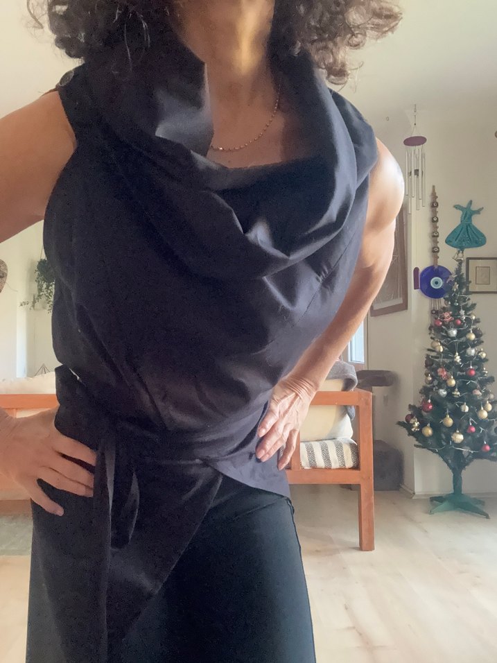 Siyah Drapeli Kadın Şık Tasarım Tunik - Görsel 3