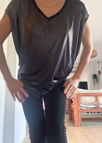 Polo Garage Gri V Yaka Parlak Şık Bluz - Görsel 2