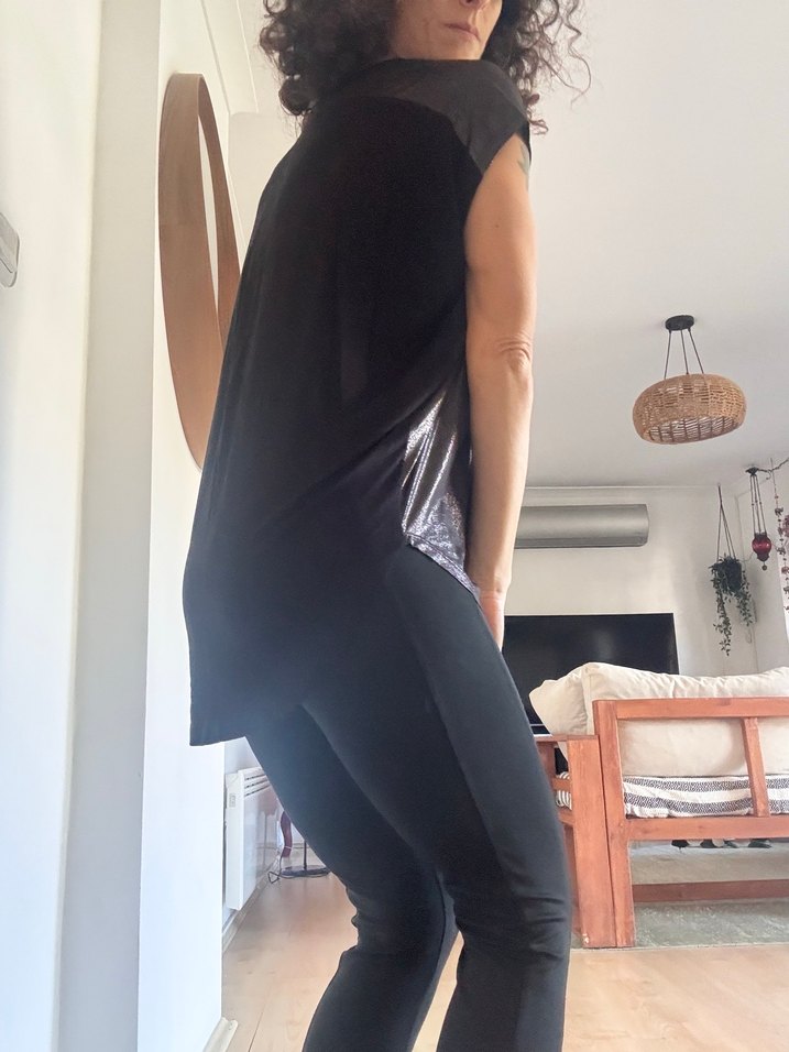 Polo Garage Gri V Yaka Parlak Şık Bluz - Görsel 5