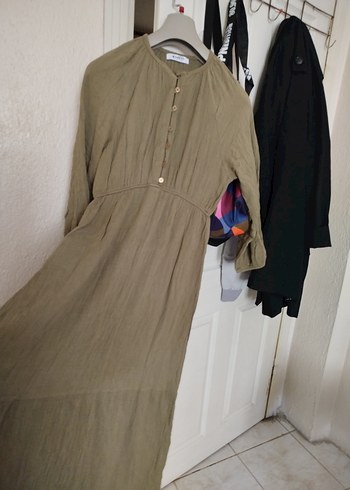 Bej Uzun Keten Elbise Düğmeli Bol Kesim - Görsel 4