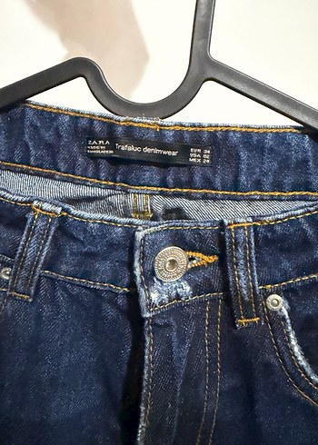 Nakışlı Düğmeli Lacivert Kadın Denim Pantolon - Görsel 3