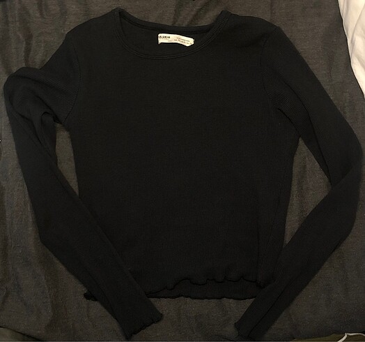 Pull&Bear Siyah Uzun kollu crop