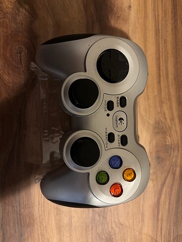 Logitech F710 Kablosuz Gamepad