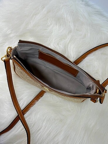 Tory Burch Yaz boyu size eşlik edecek ????