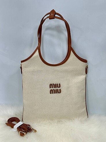 Miu Miu Canvas Size Özel