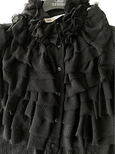Zara Fırfır detaylı zara marka siyah gömlek