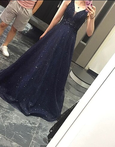 Parıltılı lacivert renk uzun nişan elbisesi - Görsel 3