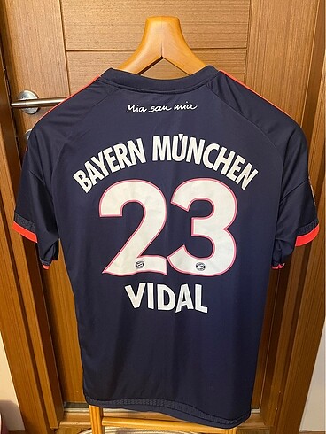 l Beden lacivert Renk Bayern münchen vidal vintage gorma