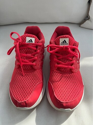 Adidas kadın spor koşu ayakkabısı