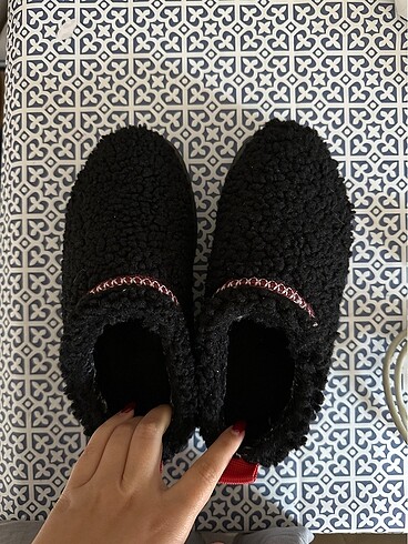 Ugg ayakkabi