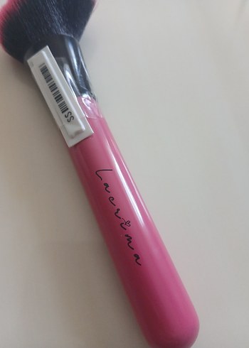 Beden Pastel Pembe Makyaj Fırçası