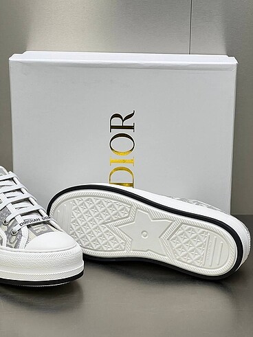 38 Beden DİOR bayan yeni sezon sneakers