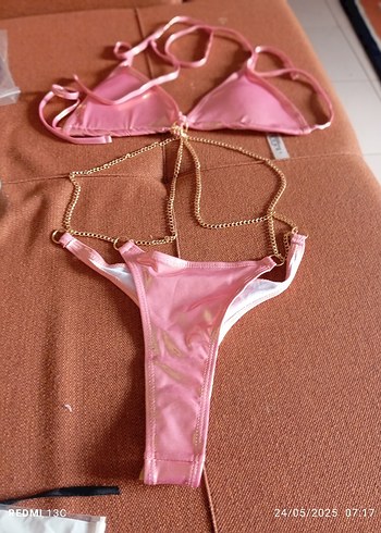 Zincir Detaylı Parlak Pembe Bikini - Görsel 8