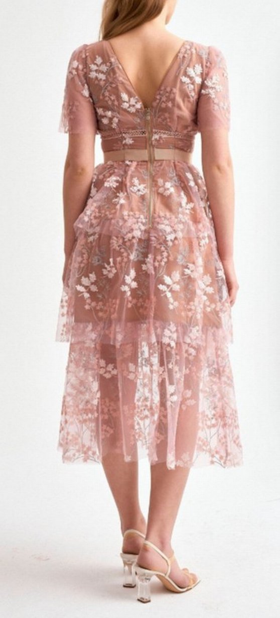 Dantel İşlemeli tasarım Mini Bej V Yaka Elbise - Görsel 3