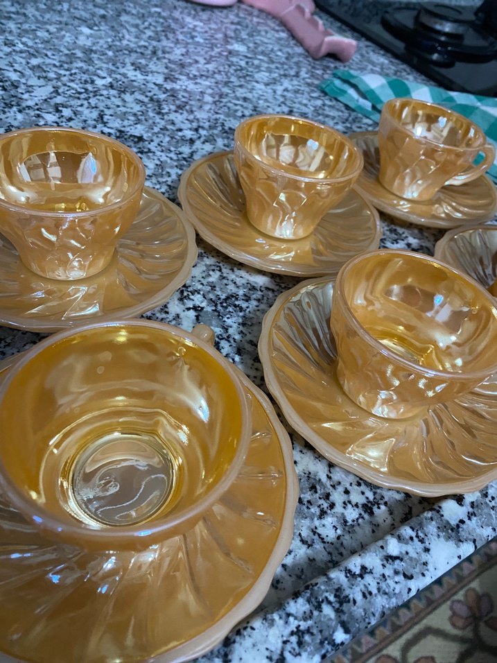 Bakır Renkli 6'lı Cam Fincan ve Tabak Seti - Görsel 2