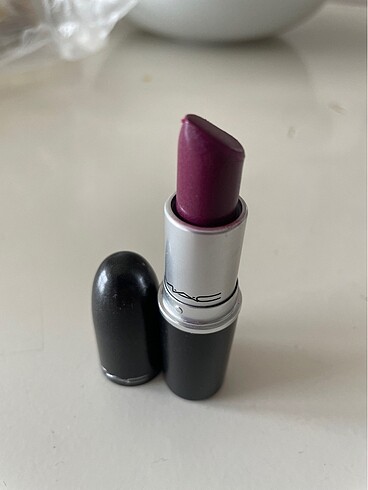 MAC REBEL RUJ