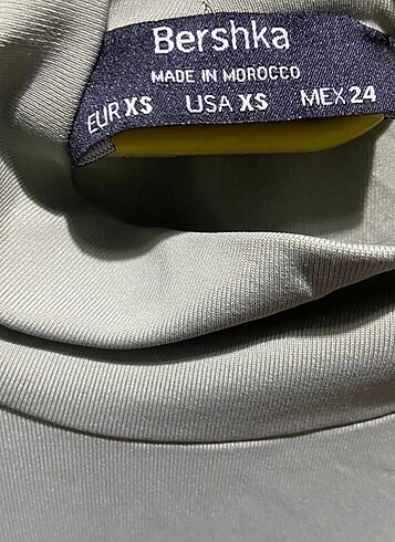 xs Beden Bershka mini elbise