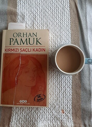 Kirmizi saçlı kadin