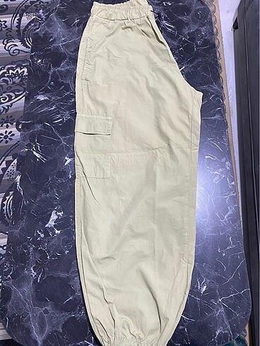 Diğer Haki renkte paraşüt pantolon