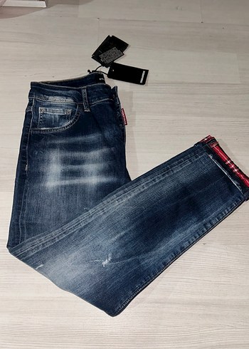 DSquared2 Koyu Mavi Yikamali Denim Jean