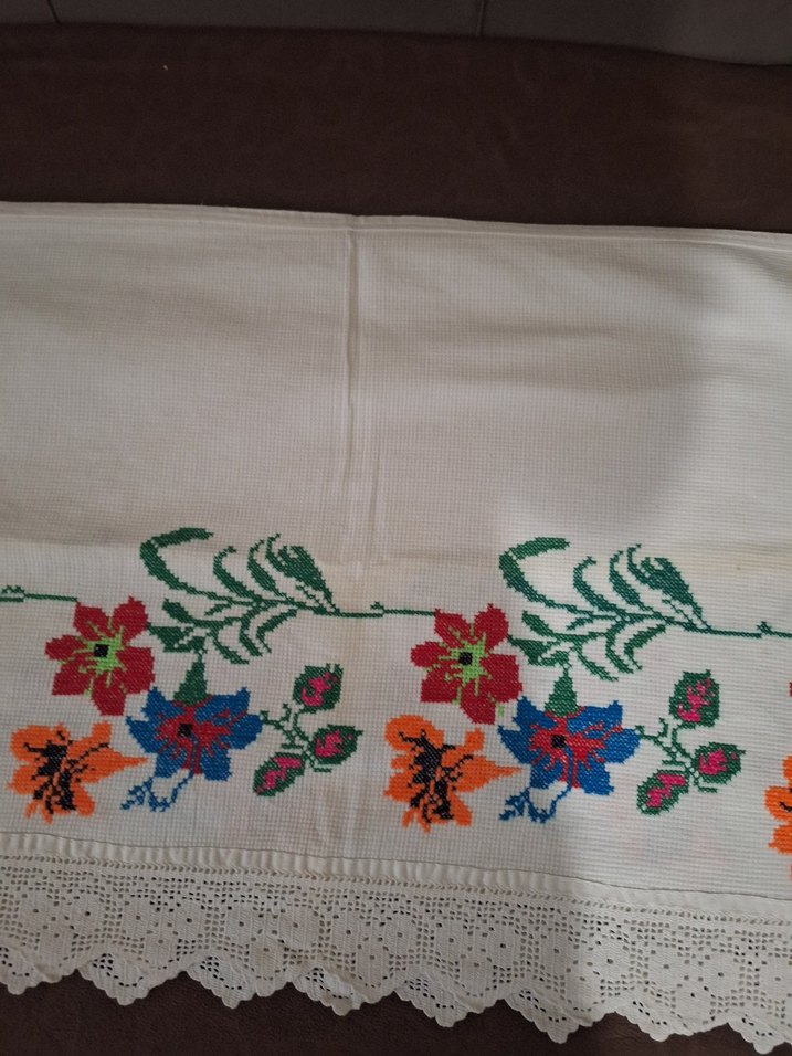 Renkli Nakışlı Perde Adayı - Görsel 2