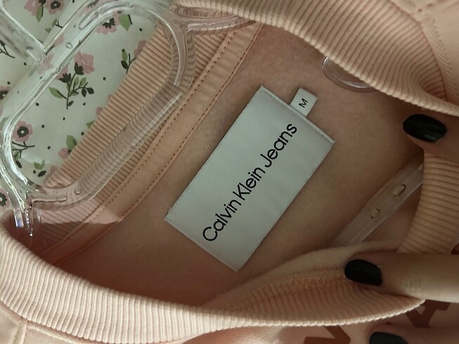 m Beden Calvin Klein sweatshirt