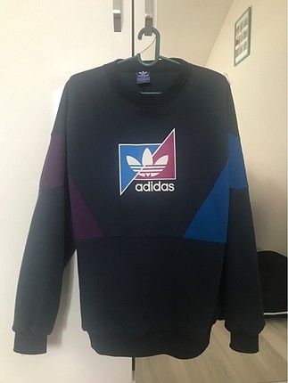 adidas sweatshirt
