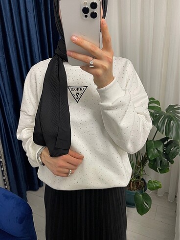 Guess taşlı swaetshirt