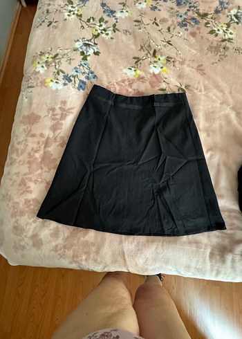 Drapeli Siyah Midi Kısa Etek - Görsel 3