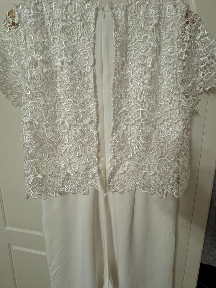Dantel Detaylı Beyaz abiye tulum - Görsel 4