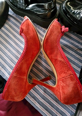 Kırmızı Süet Tokalı Yüksek Topuklu Stiletto - Görsel 2