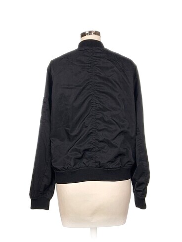 m Beden Pull and Bear Kot Ceket %70 İndirimli.