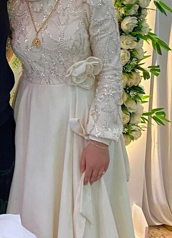 Tesettür abiye elbise 