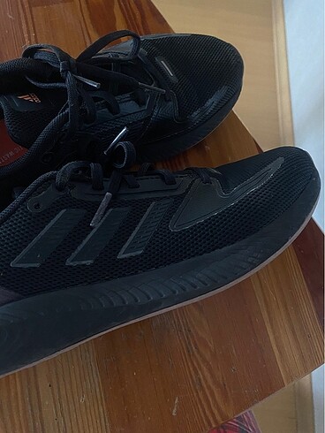 Adidas(orijinal) spor ayakkabı