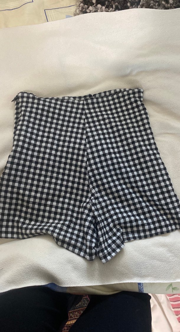 Düğmeli Kareli Şort - Görsel 4