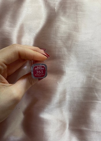 Burgundy Parlak Ruj - Görsel 2