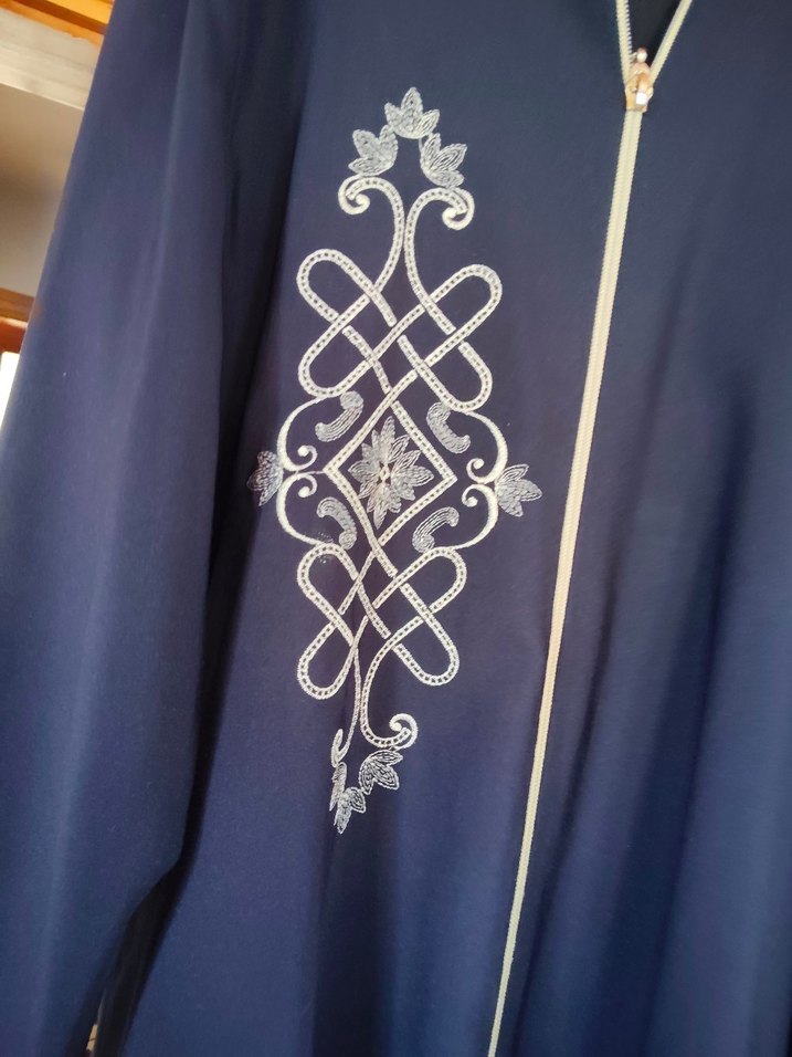 Nakışlı Lacivert Uzun Kadın ferace - Görsel 2