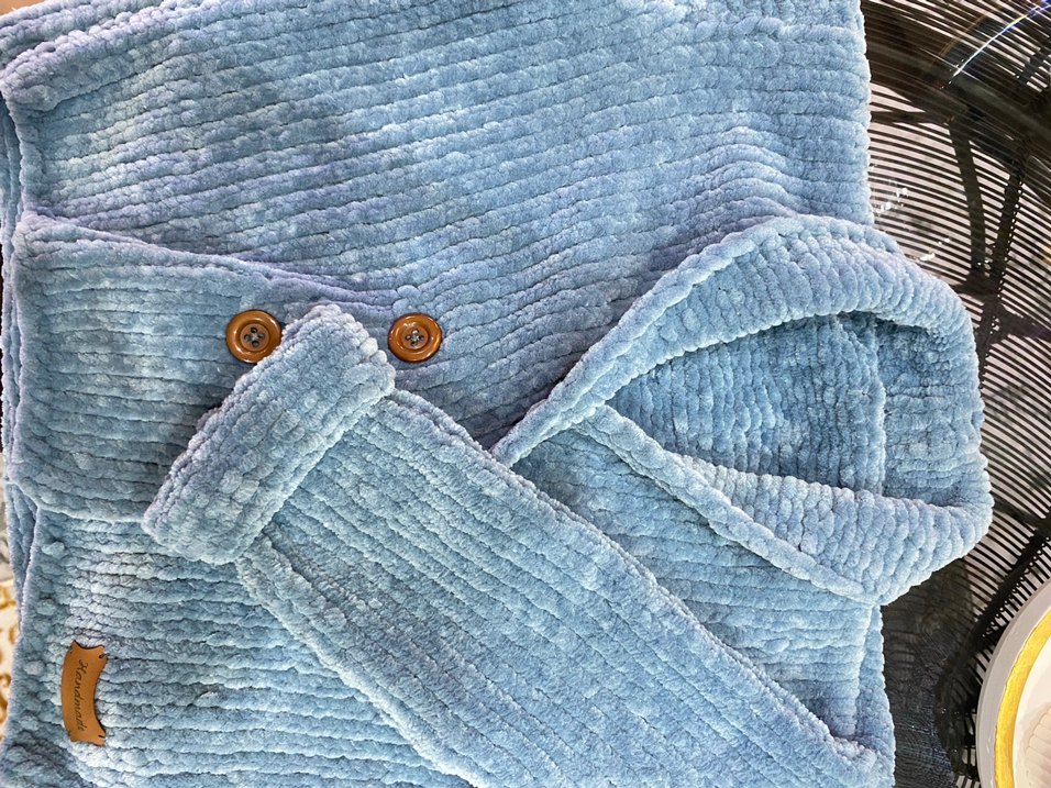 Düğmeli Mavi erkek bebek hırkası - Görsel 3