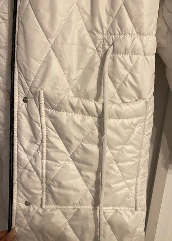 Düğmeli Beyaz Midi Kadın Ceket - Görsel 3