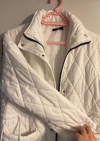 Düğmeli Beyaz Midi Kadın Ceket - Görsel 2