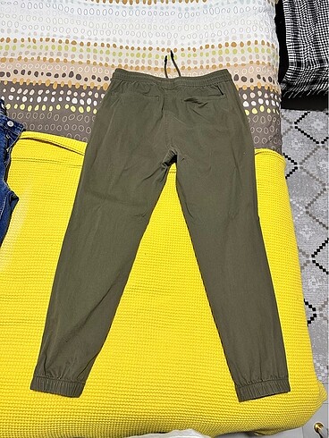 3 tane jogger pantolon