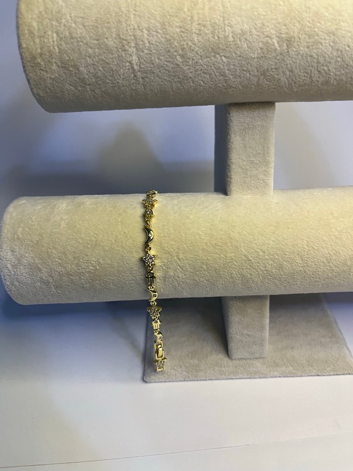 Zincir Detaylı Altın Renkli Yılan Desenli Bileklik - Görsel 2