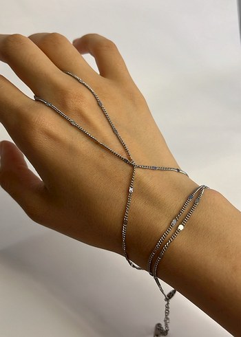 Kadın Gri Zincirli Minimalist El Zinciri - Görsel 2