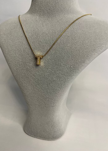 Altın Renk Mini Boncuklu T Harfi Kolye - Görsel 2