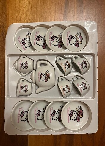 Hello Kitty porselen çay seti oyuncak/süs