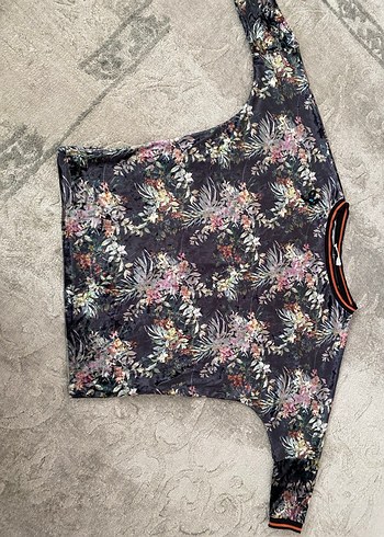 Batik Renkli Velcro Detaylı Avant-Garde Aksesuarlı