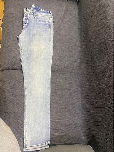 27 Beden Mavi jeans