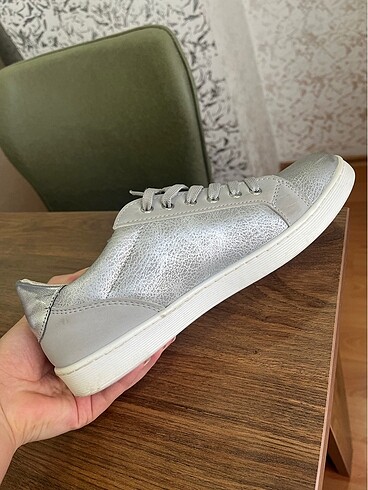 39 Beden GRİ SPOR AYAKKABI SNEAKER 39 NUMARA