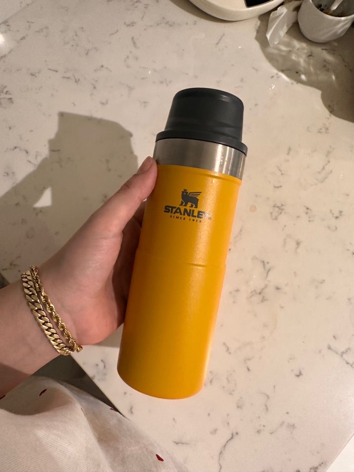 Stanley Parlak Sarı Termos - Görsel 2